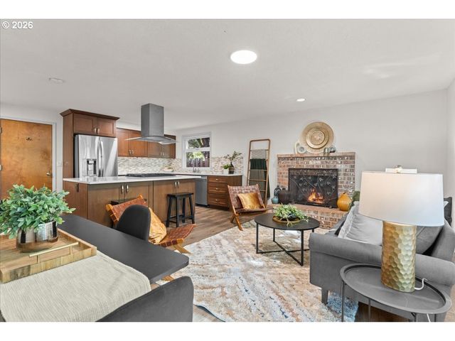 17373 Sw PACIFICA Ct, Beaverton, OR 97006