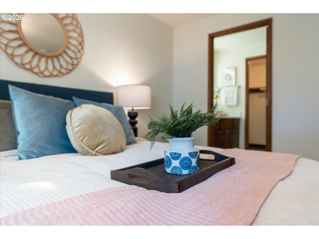 17373 Sw PACIFICA Ct, Beaverton, OR 97006