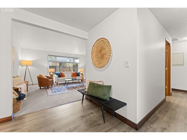 17373 Sw PACIFICA Ct, Beaverton, OR 97006