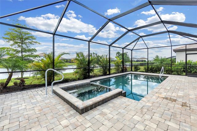 5239 CORAL REEF WAY, Bradenton, FL 34211
