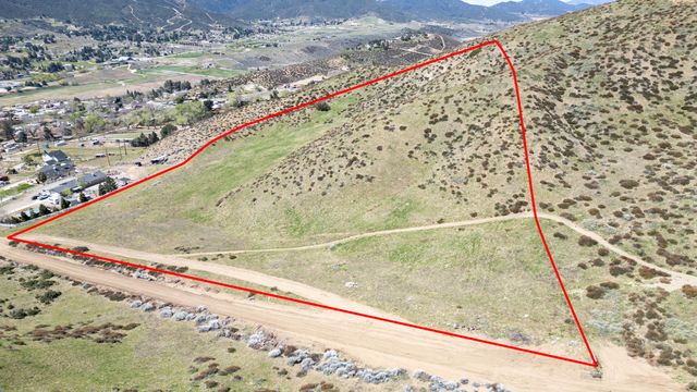 Shallow Springs Rd And Cache S, Leona Valley, CA 93551