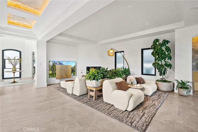 17 Muir Beach, Newport Beach, CA 92625