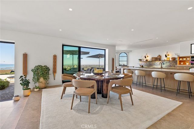 17 Muir Beach, Newport Beach, CA 92625