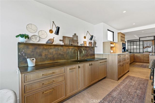 17 Muir Beach, Newport Beach, CA 92625