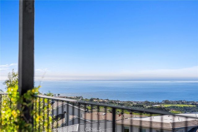 17 Muir Beach, Newport Beach, CA 92625