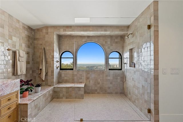 17 Muir Beach, Newport Beach, CA 92625