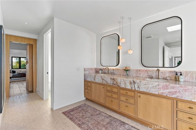 17 Muir Beach, Newport Beach, CA 92625