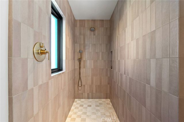 17 Muir Beach, Newport Beach, CA 92625