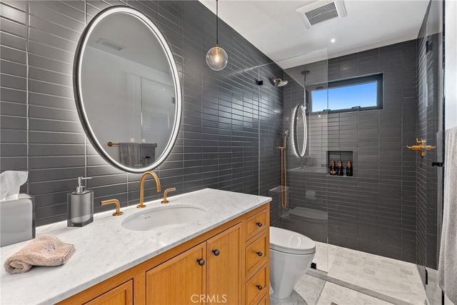 17 Muir Beach, Newport Beach, CA 92625