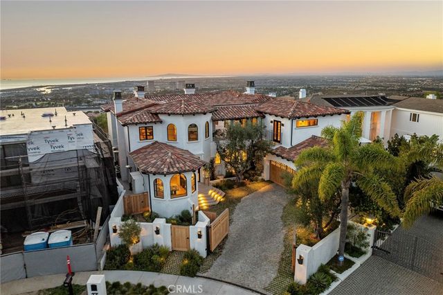 17 Muir Beach, Newport Beach, CA 92625