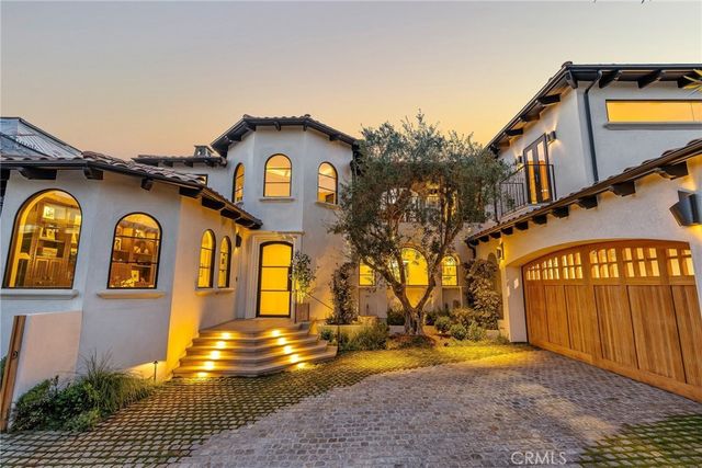 17 Muir Beach, Newport Beach, CA 92625