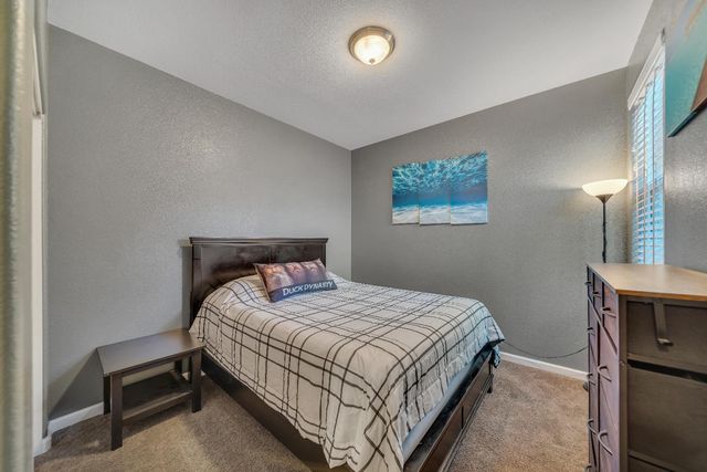 844 Castellona Dr, Newman, CA 95360