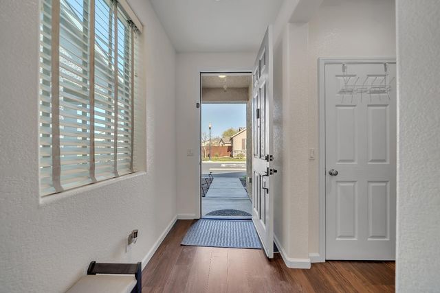 844 Castellona Dr, Newman, CA 95360