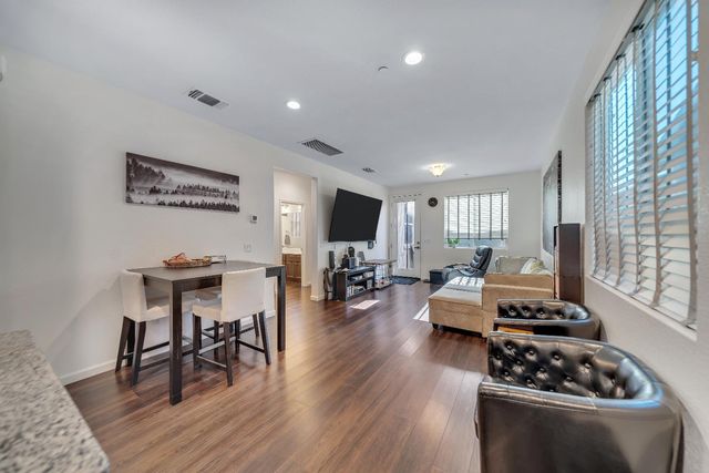 844 Castellona Dr, Newman, CA 95360