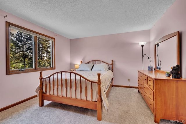1524 Sweet Road, Aurora, NY 14052
