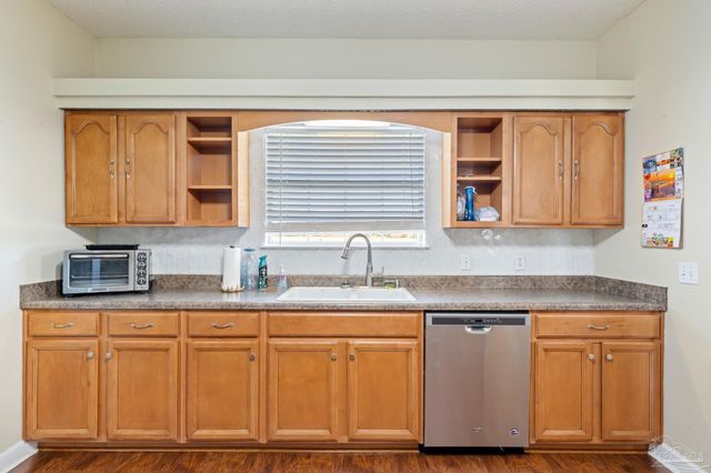 649 Griswold Rd, Jay, FL 32565