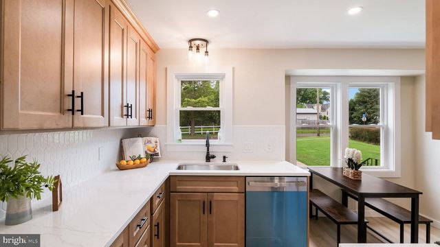 518 AVENUE F, Feasterville Trevose, PA 19053