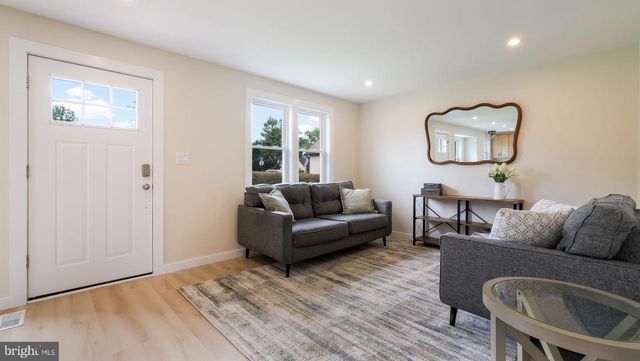 518 AVENUE F, Feasterville Trevose, PA 19053