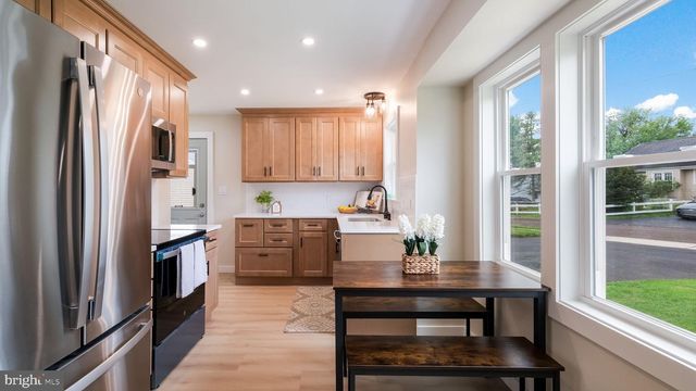 518 AVENUE F, Feasterville Trevose, PA 19053