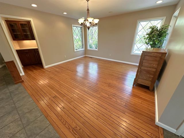 11882 N HWY 421, Monticello, IN 47960