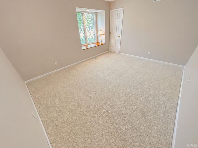 11882 N HWY 421, Monticello, IN 47960