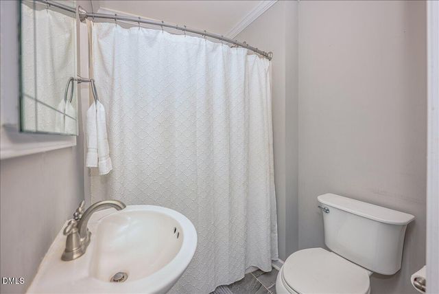 416 E Griswold Street, Selma, NC 27576