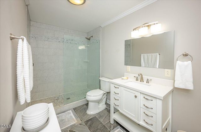416 E Griswold Street, Selma, NC 27576