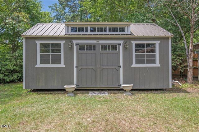 416 E Griswold Street, Selma, NC 27576