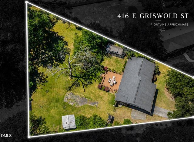 416 E Griswold Street, Selma, NC 27576