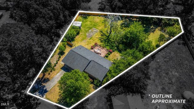 416 E Griswold Street, Selma, NC 27576