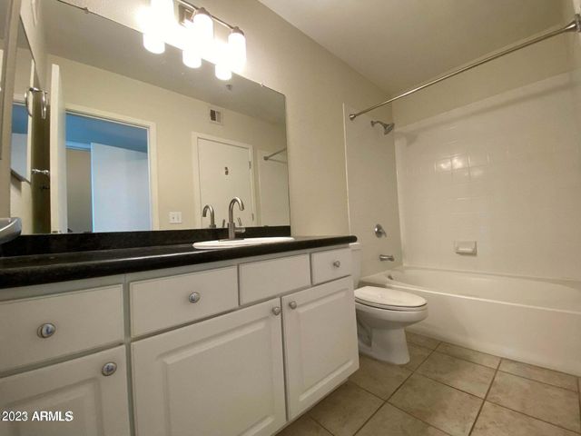 3633 N 3rd Avenue Unit 2050, Phoenix, AZ 85013