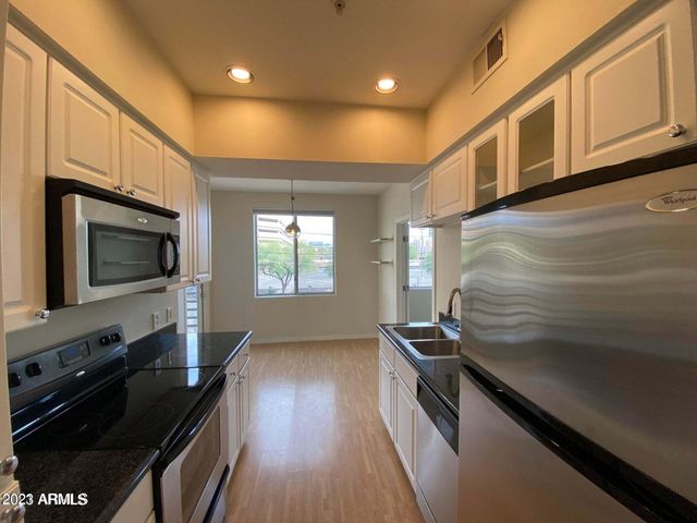 3633 N 3rd Avenue Unit 2050, Phoenix, AZ 85013