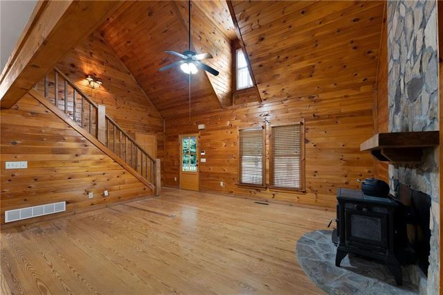 442 Cartecay River Run, Ellijay, GA 30536