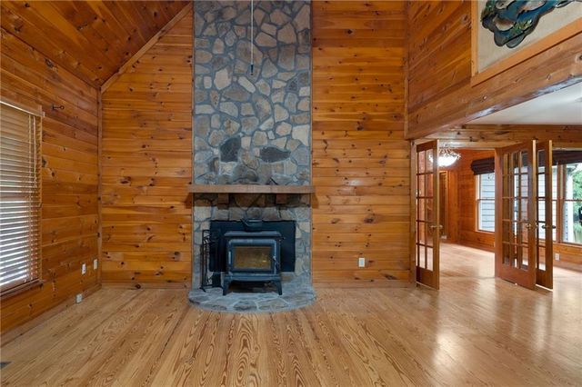 442 Cartecay River Run, Ellijay, GA 30536