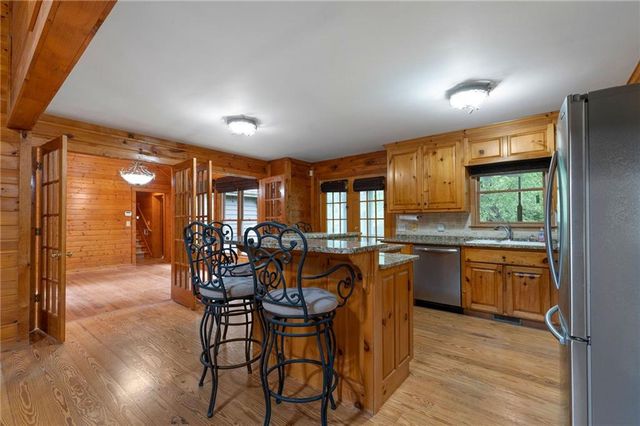 442 Cartecay River Run, Ellijay, GA 30536