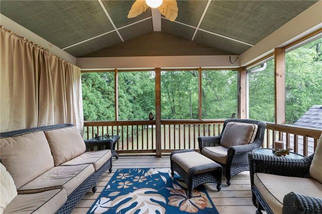 442 Cartecay River Run, Ellijay, GA 30536