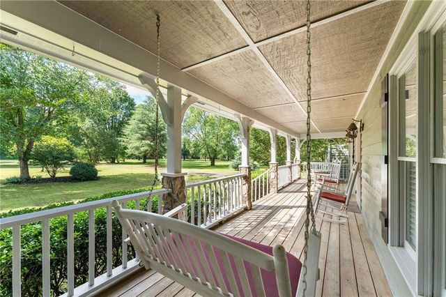442 Cartecay River Run, Ellijay, GA 30536