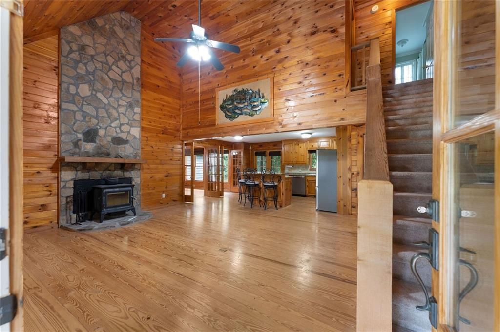 Image 10 of property listing at 442 Cartecay River Run, Ellijay, GA 30536