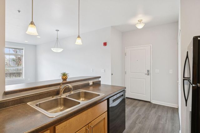 2803 E 38th Street 202, Minneapolis, MN 55406