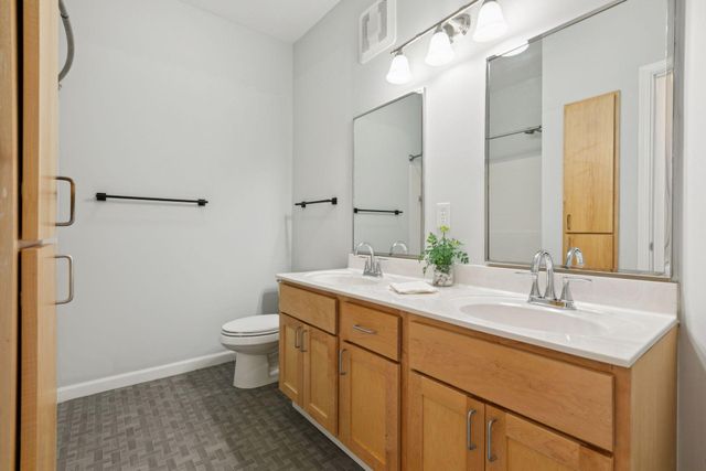 2803 E 38th Street 202, Minneapolis, MN 55406