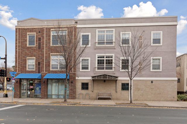 2803 E 38th Street 202, Minneapolis, MN 55406