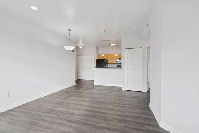 2803 E 38th Street 202, Minneapolis, MN 55406