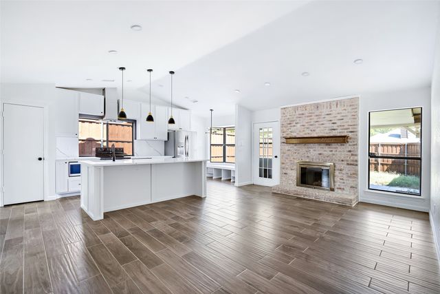 8400 Willow Creek Drive, Frisco, TX 75034