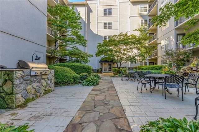 1075 Peachtree Walk NE A205, Atlanta, GA 30309