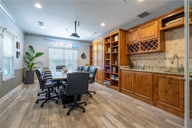 1075 Peachtree Walk NE A205, Atlanta, GA 30309
