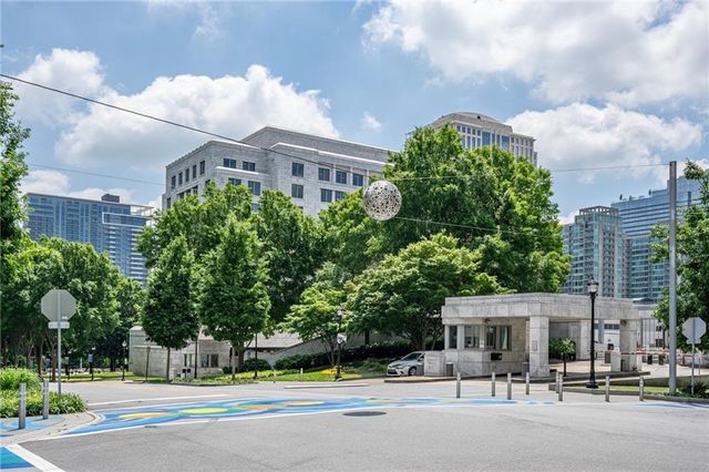 1075 Peachtree Walk NE A205, Atlanta, GA 30309