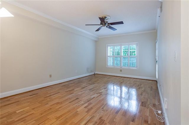 1075 Peachtree Walk NE A205, Atlanta, GA 30309