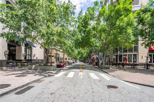 1075 Peachtree Walk NE A205, Atlanta, GA 30309