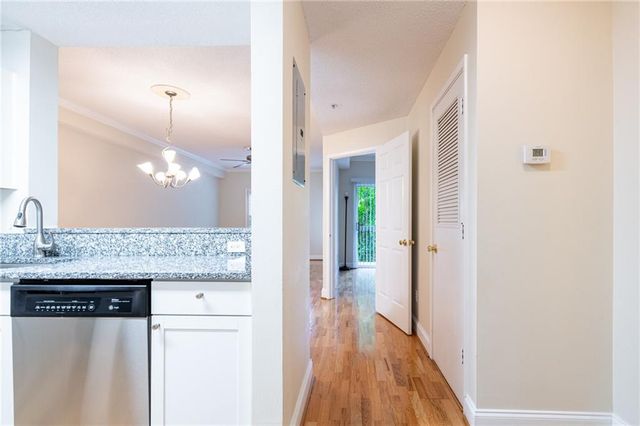 1075 Peachtree Walk NE A205, Atlanta, GA 30309