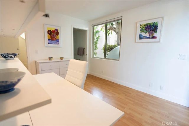 558 Cliff Drive, Laguna Beach, CA 92651